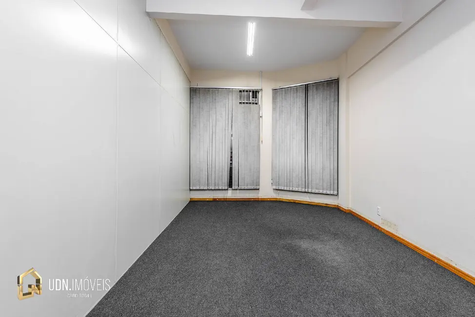 Sala Comercial para alugar, 385m2 em Victor Konder, Blumenau - SC - imagem 7 Foto 7 de Sala Comercial para alugar, 385m2 em Victor Konder, Blumenau - SC