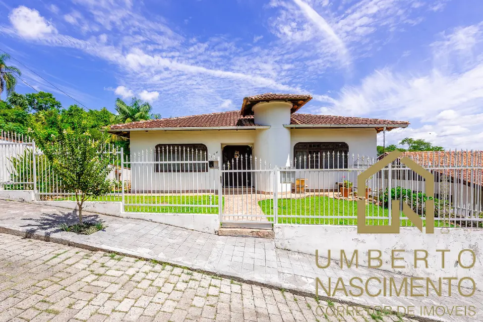 Foto 1 de Casa com 4 quartos à venda, 437m2 em Itoupava Seca, Blumenau - SC