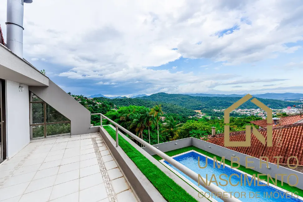 Casa com 4 quartos à venda, 458m2 em Ponta Aguda, Blumenau - SC - imagem 7 Foto 7 de Casa com 4 quartos à venda, 458m2 em Ponta Aguda, Blumenau - SC
