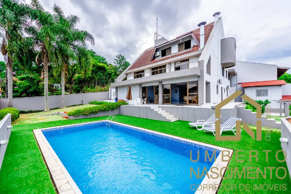 Casa com 4 quartos à venda, 458m2 em Ponta Aguda, Blumenau - SC - imagem 3 Foto 3 de Casa com 4 quartos à venda, 458m2 em Ponta Aguda, Blumenau - SC