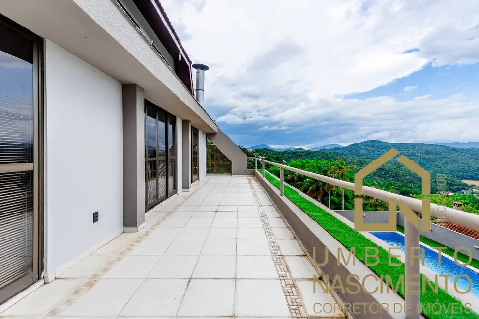 Casa com 4 quartos à venda, 458m2 em Ponta Aguda, Blumenau - SC - imagem 8 Foto 8 de Casa com 4 quartos à venda, 458m2 em Ponta Aguda, Blumenau - SC