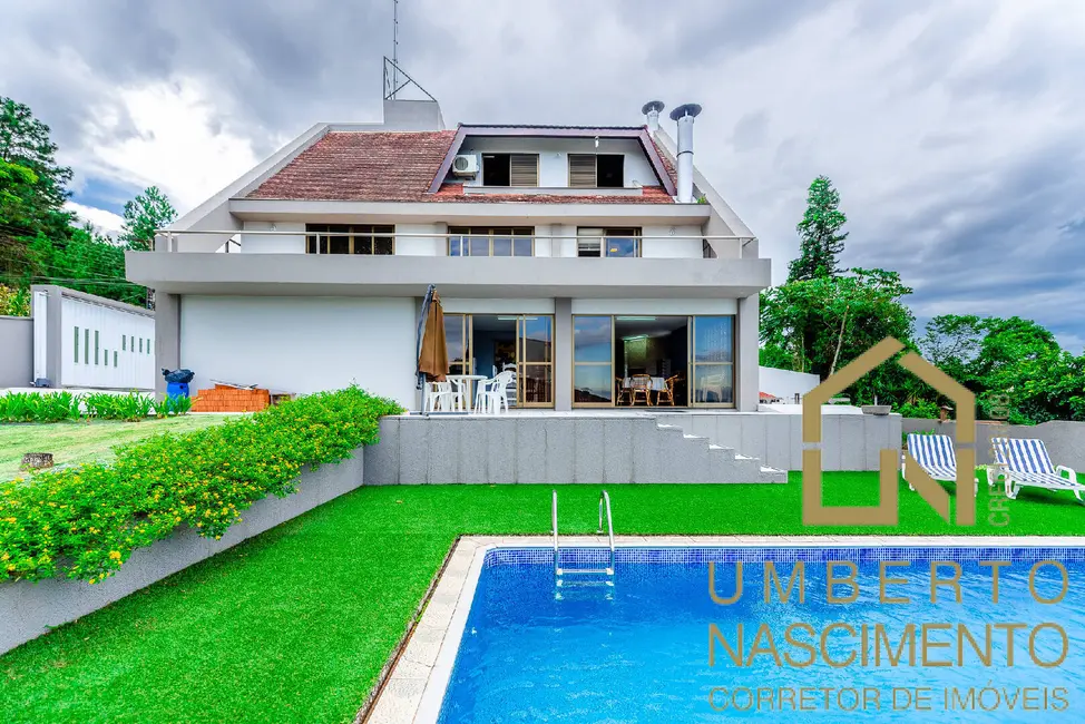 Casa com 4 quartos à venda, 458m2 em Ponta Aguda, Blumenau - SC - imagem 2 Foto 2 de Casa com 4 quartos à venda, 458m2 em Ponta Aguda, Blumenau - SC