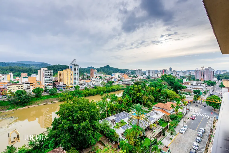 Apartamento com 3 quartos para alugar, 280m2 em Ponta Aguda, Blumenau - SC - imagem 4 Foto 4 de Apartamento com 3 quartos para alugar, 280m2 em Ponta Aguda, Blumenau - SC