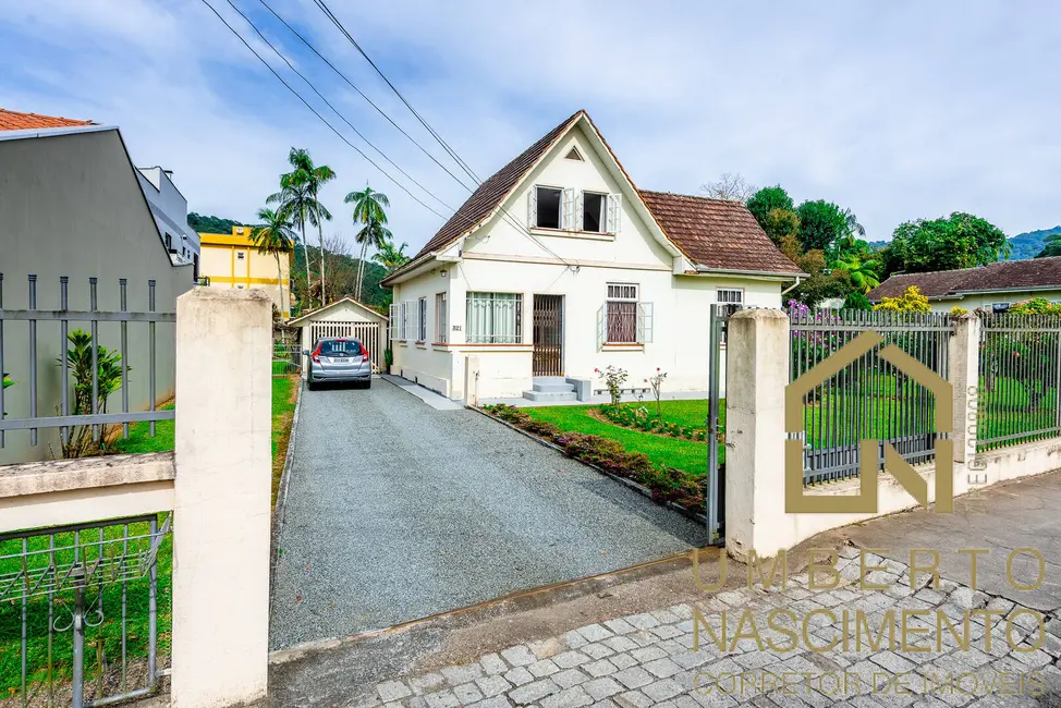 Foto 2 de Casa com 3 quartos à venda, 189m2 em Valparaiso, Blumenau - SC
