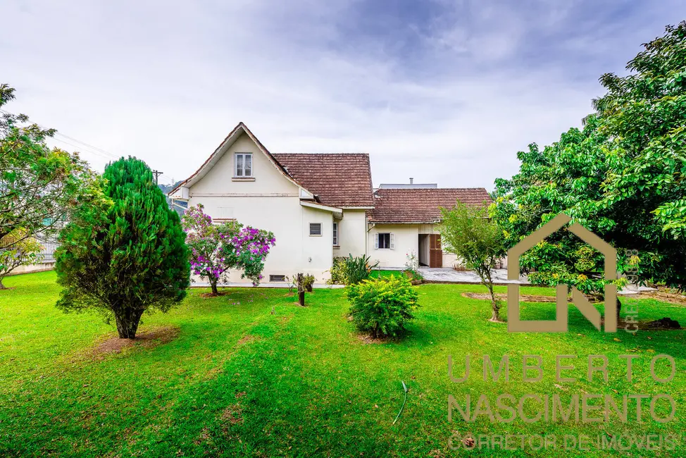 Casa com 3 quartos à venda, 189m2 em Valparaiso, Blumenau - SC - imagem 6 Foto 6 de Casa com 3 quartos à venda, 189m2 em Valparaiso, Blumenau - SC