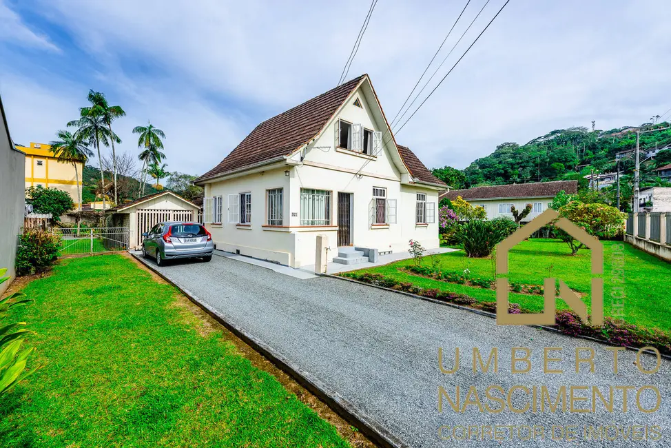 Casa com 3 quartos à venda, 189m2 em Valparaiso, Blumenau - SC - imagem 4 Foto 4 de Casa com 3 quartos à venda, 189m2 em Valparaiso, Blumenau - SC