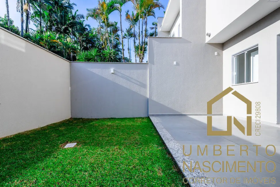 Sobrado com 3 quartos à venda, 117m2 em Itoupava Seca, Blumenau - SC - imagem 9 Foto 9 de Sobrado com 3 quartos à venda, 117m2 em Itoupava Seca, Blumenau - SC