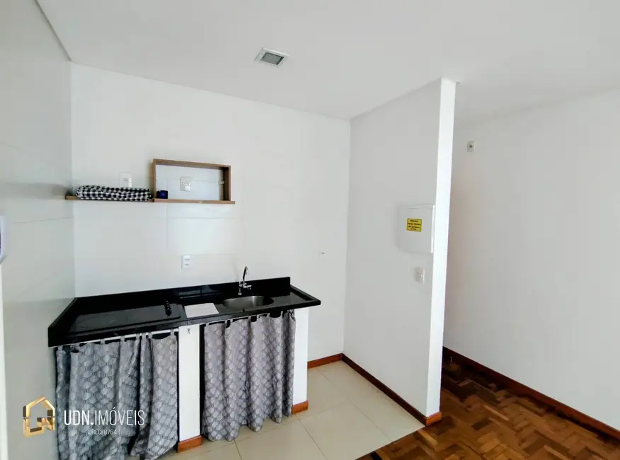 Foto 4 de Apartamento com 2 quartos para alugar, 52m2 em Jardim Blumenau, Blumenau - SC