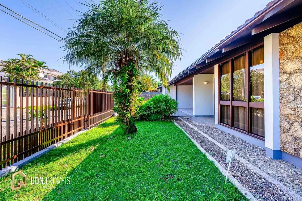 Casa de Condomínio com 4 quartos à venda, 259m2 em Vorstadt, Blumenau - SC - imagem 5 Foto 5 de Casa de Condomínio com 4 quartos à venda, 259m2 em Vorstadt, Blumenau - SC