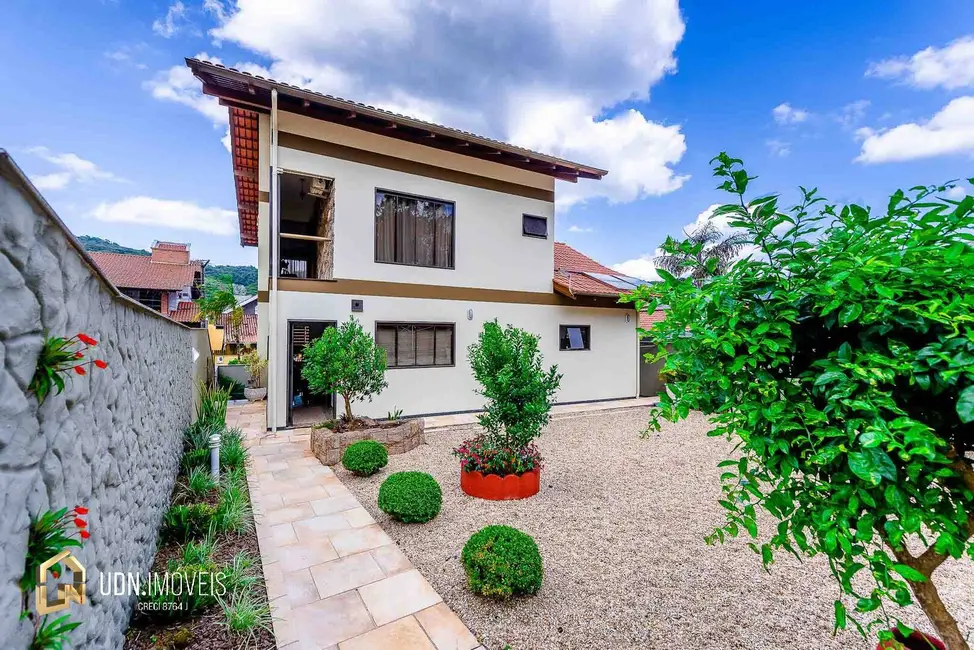 Casa de Condomínio com 3 quartos à venda, 229m2 em Vorstadt, Blumenau - SC - imagem 6 Foto 6 de Casa de Condomínio com 3 quartos à venda, 229m2 em Vorstadt, Blumenau - SC