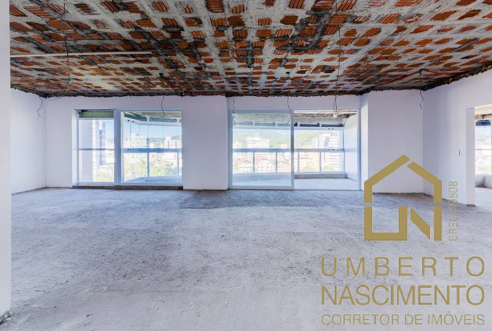 Apartamento com 4 quartos à venda, 450m2 em Centro, Blumenau - SC - imagem 8 Foto 8 de Apartamento com 4 quartos à venda, 450m2 em Centro, Blumenau - SC