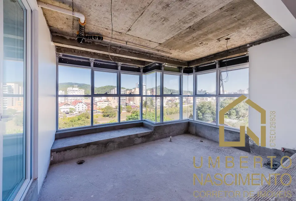 Apartamento com 4 quartos à venda, 450m2 em Centro, Blumenau - SC - imagem 3 Foto 3 de Apartamento com 4 quartos à venda, 450m2 em Centro, Blumenau - SC