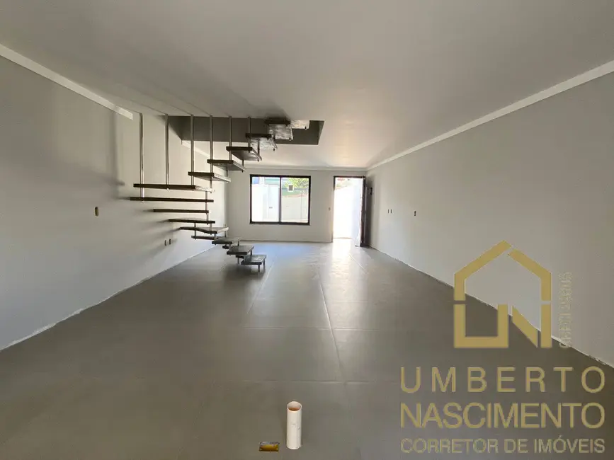 Sobrado com 3 quartos à venda, 145m2 em Velha, Blumenau - SC - imagem 6 Foto 6 de Sobrado com 3 quartos à venda, 145m2 em Velha, Blumenau - SC