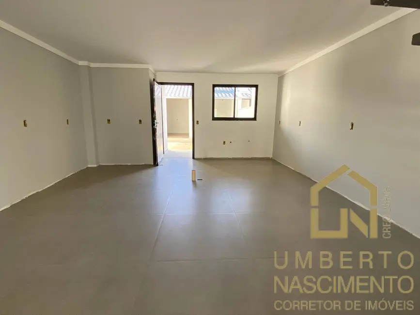 Sobrado com 3 quartos à venda, 145m2 em Velha, Blumenau - SC - imagem 9 Foto 9 de Sobrado com 3 quartos à venda, 145m2 em Velha, Blumenau - SC