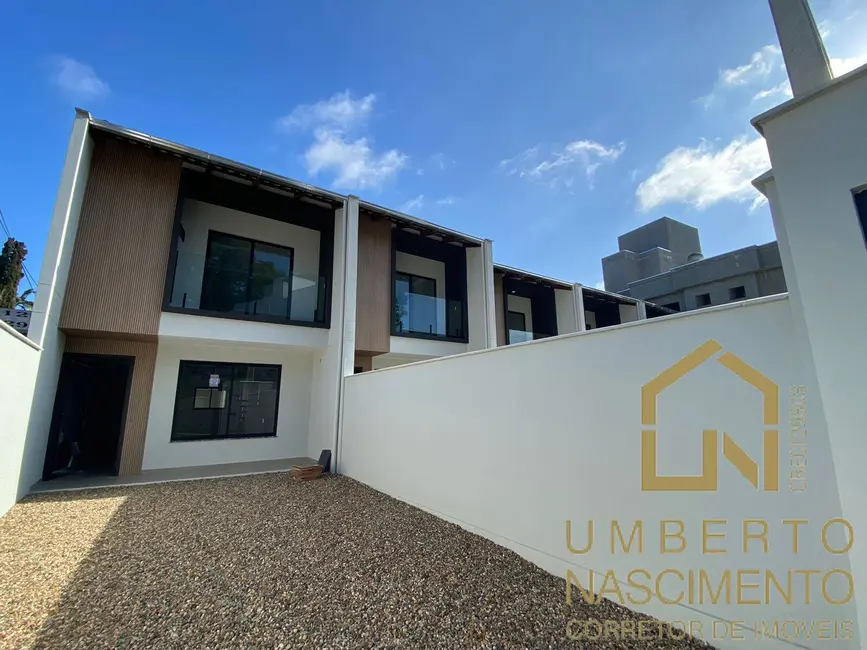 Foto 1 de Sobrado com 3 quartos à venda, 145m2 em Velha, Blumenau - SC