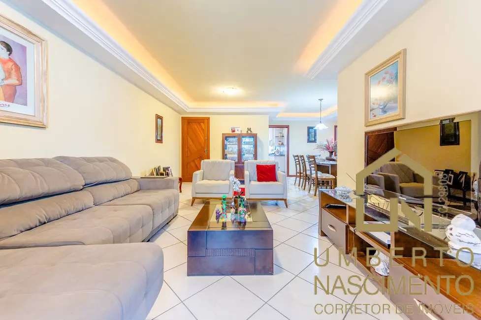Apartamento com 4 quartos à venda, 155m2 em Vila Nova, Blumenau - SC - imagem 4 Foto 4 de Apartamento com 4 quartos à venda, 155m2 em Vila Nova, Blumenau - SC