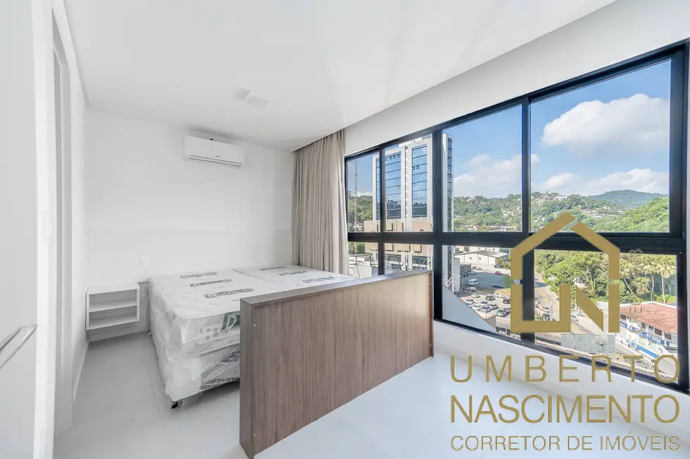 Foto 9 de Apartamento com 1 quarto para alugar, 35m2 em Garcia, Blumenau - SC