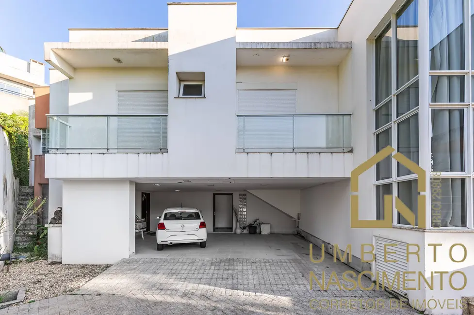 Casa com 4 quartos à venda, 422m2 em Do Salto, Blumenau - SC - imagem 5 Foto 5 de Casa com 4 quartos à venda, 422m2 em Do Salto, Blumenau - SC