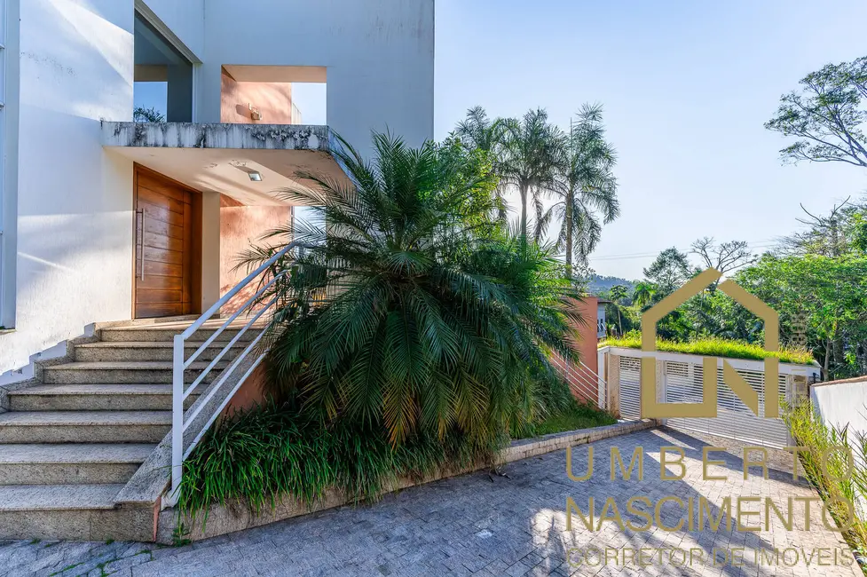 Casa com 4 quartos à venda, 422m2 em Do Salto, Blumenau - SC - imagem 3 Foto 3 de Casa com 4 quartos à venda, 422m2 em Do Salto, Blumenau - SC