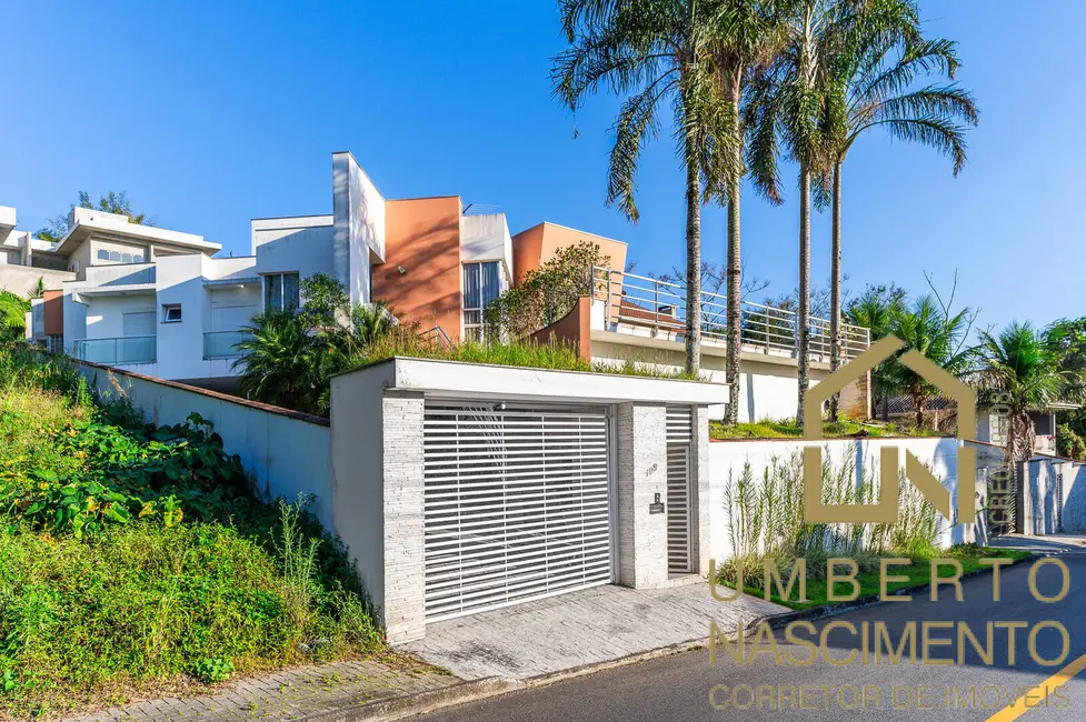 Casa com 4 quartos à venda, 422m2 em Do Salto, Blumenau - SC - imagem 2 Foto 2 de Casa com 4 quartos à venda, 422m2 em Do Salto, Blumenau - SC