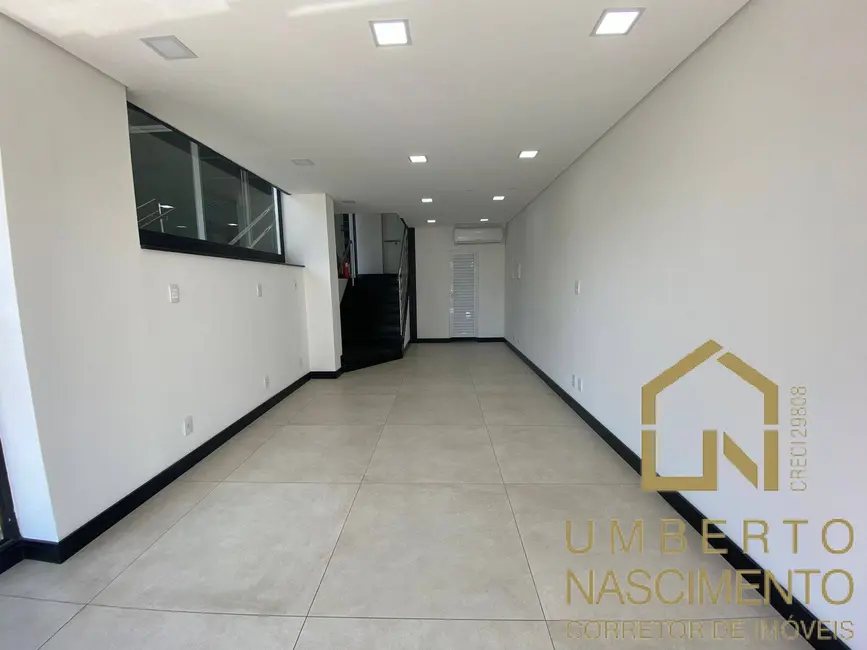 Foto 4 de Sala Comercial para alugar, 75m2 em Centro, Blumenau - SC