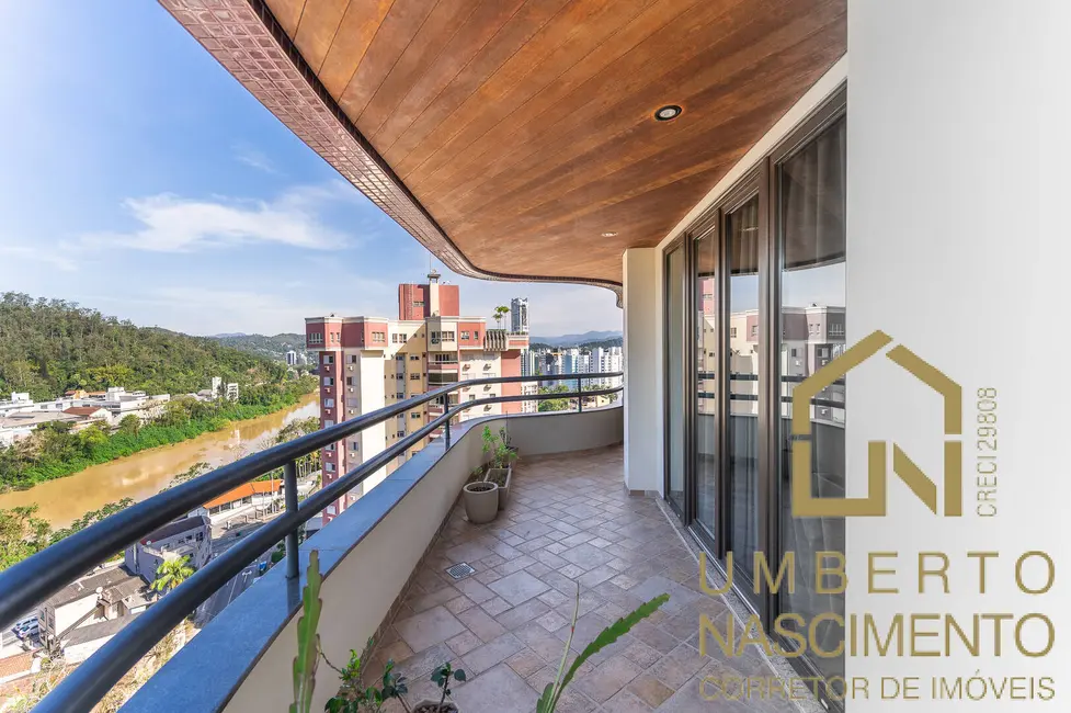 Cobertura com 5 quartos à venda, 570m2 em Ponta Aguda, Blumenau - SC - imagem 8 Foto 8 de Cobertura com 5 quartos à venda, 570m2 em Ponta Aguda, Blumenau - SC