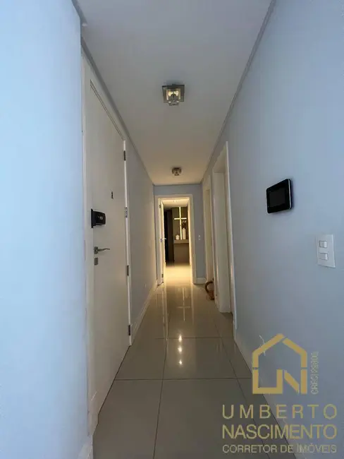 Apartamento com 3 quartos à venda, 145m2 em Jardim Blumenau, Blumenau - SC - imagem 8 Foto 8 de Apartamento com 3 quartos à venda, 145m2 em Jardim Blumenau, Blumenau - SC
