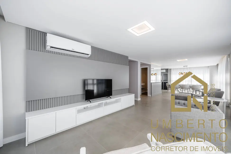 Apartamento com 3 quartos à venda, 199m2 em Bom Retiro, Blumenau - SC - imagem 4 Foto 4 de Apartamento com 3 quartos à venda, 199m2 em Bom Retiro, Blumenau - SC
