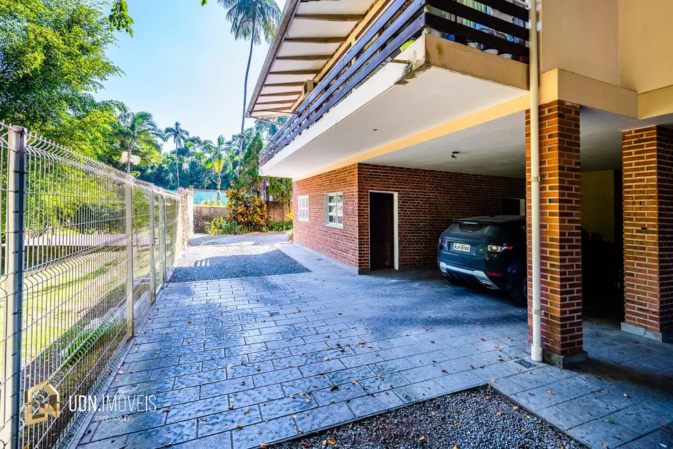 Casa com 3 quartos à venda, 330m2 em Ponta Aguda, Blumenau - SC - imagem 8 Foto 8 de Casa com 3 quartos à venda, 330m2 em Ponta Aguda, Blumenau - SC