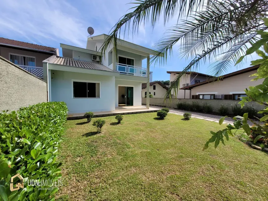 Casa com 4 quartos à venda, 675m2 em Garcia, Blumenau - SC - imagem 8 Foto 8 de Casa com 4 quartos à venda, 675m2 em Garcia, Blumenau - SC