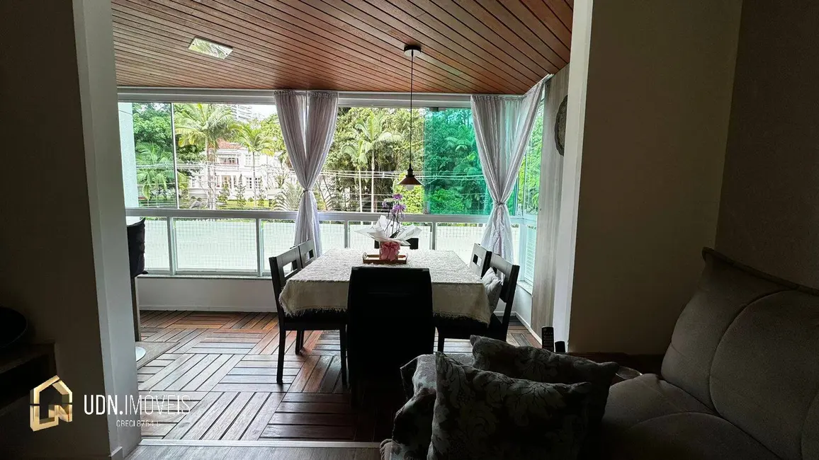 Apartamento com 3 quartos à venda, 132m2 em Bom Retiro, Blumenau - SC - imagem 8 Foto 8 de Apartamento com 3 quartos à venda, 132m2 em Bom Retiro, Blumenau - SC