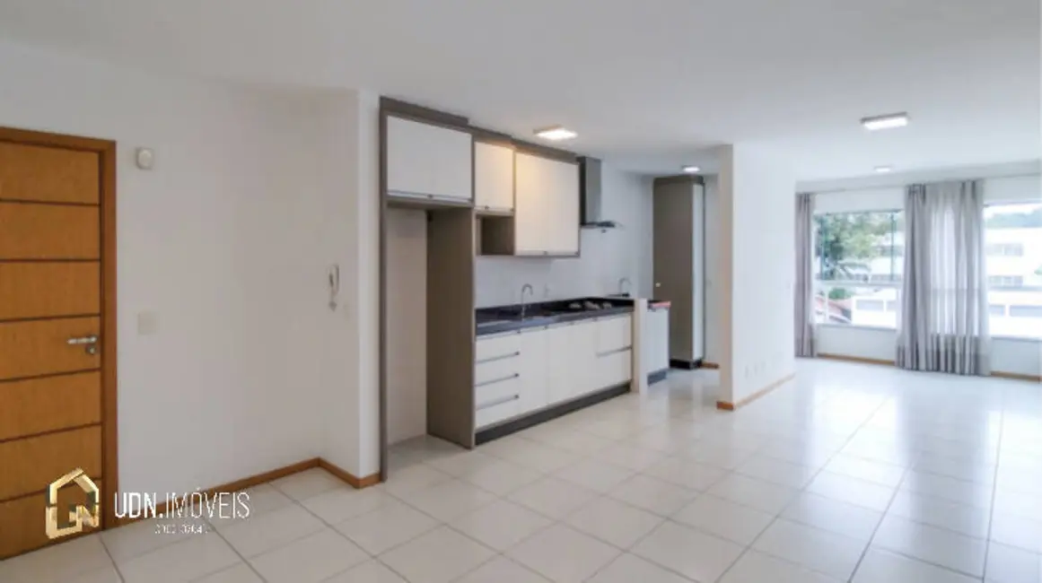 Foto 2 de Apartamento com 2 quartos para alugar, 90m2 em Itoupava Seca, Blumenau - SC