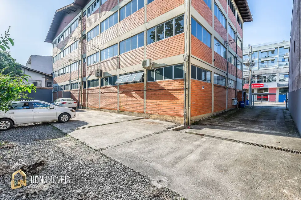 Foto 5 de Sala Comercial para alugar, 475m2 em Itoupava Norte, Blumenau - SC