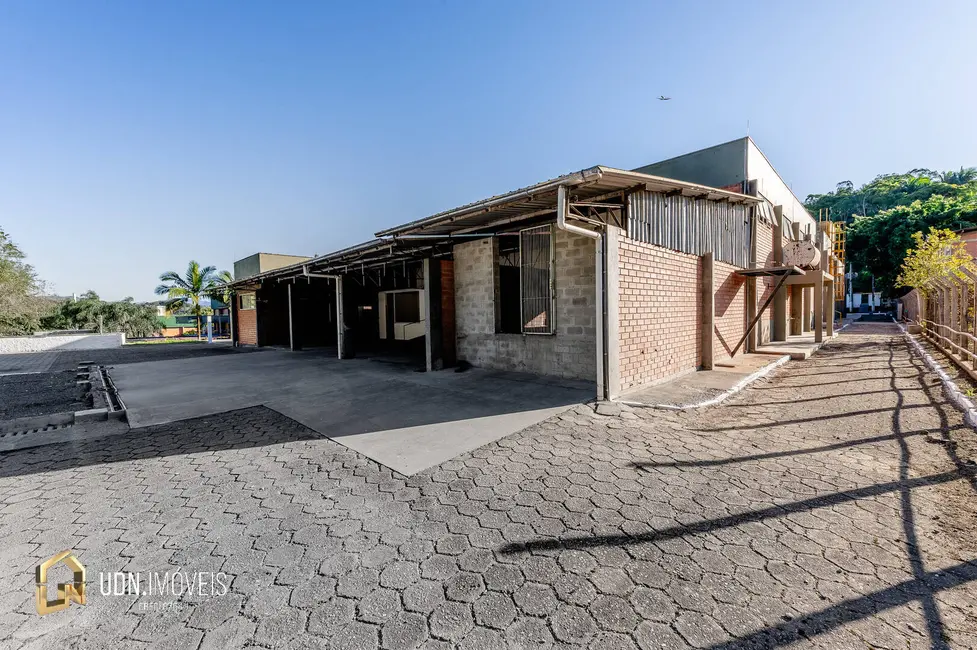 Armazém / Galpão para alugar, 2189m2 em Itoupavazinha, Blumenau - SC - imagem 9 Foto 9 de Armazém / Galpão para alugar, 2189m2 em Itoupavazinha, Blumenau - SC