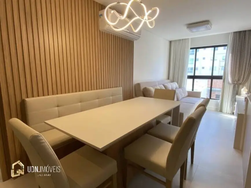 Foto 9 de Apartamento com 2 quartos à venda, 73m2 em Centro, Navegantes - SC