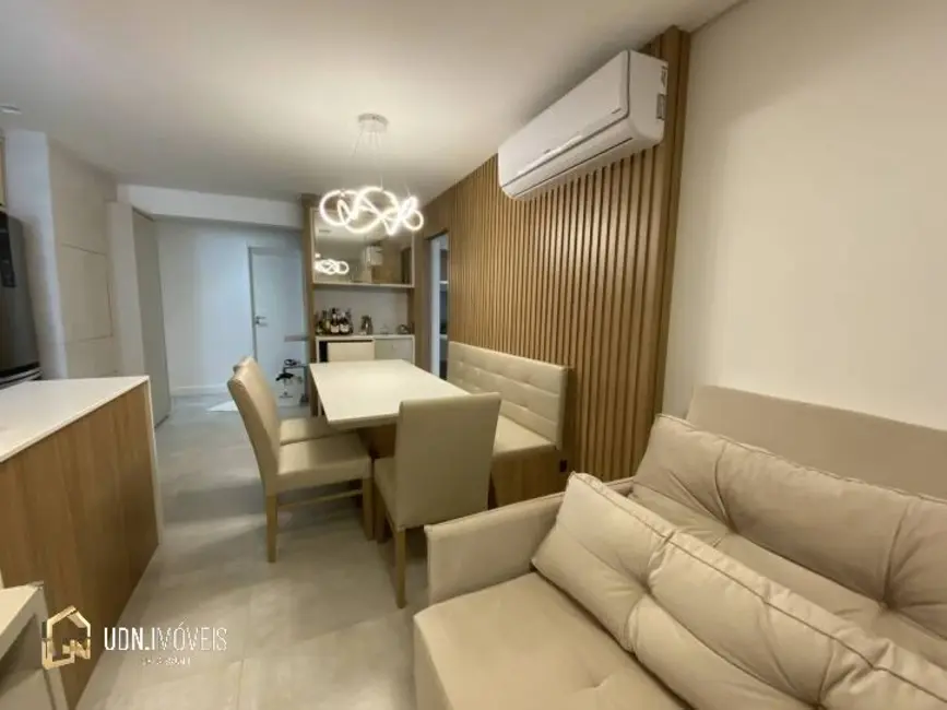 Foto 5 de Apartamento com 2 quartos à venda, 73m2 em Centro, Navegantes - SC