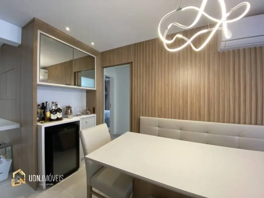 Foto 6 de Apartamento com 2 quartos à venda, 73m2 em Centro, Navegantes - SC