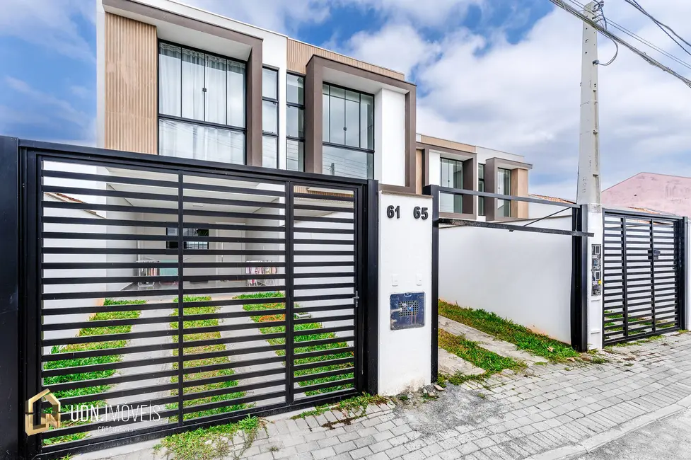 Sobrado com 3 quartos à venda, 122m2 em Itoupava Norte, Blumenau - SC - imagem 3 Foto 3 de Sobrado com 3 quartos à venda, 122m2 em Itoupava Norte, Blumenau - SC