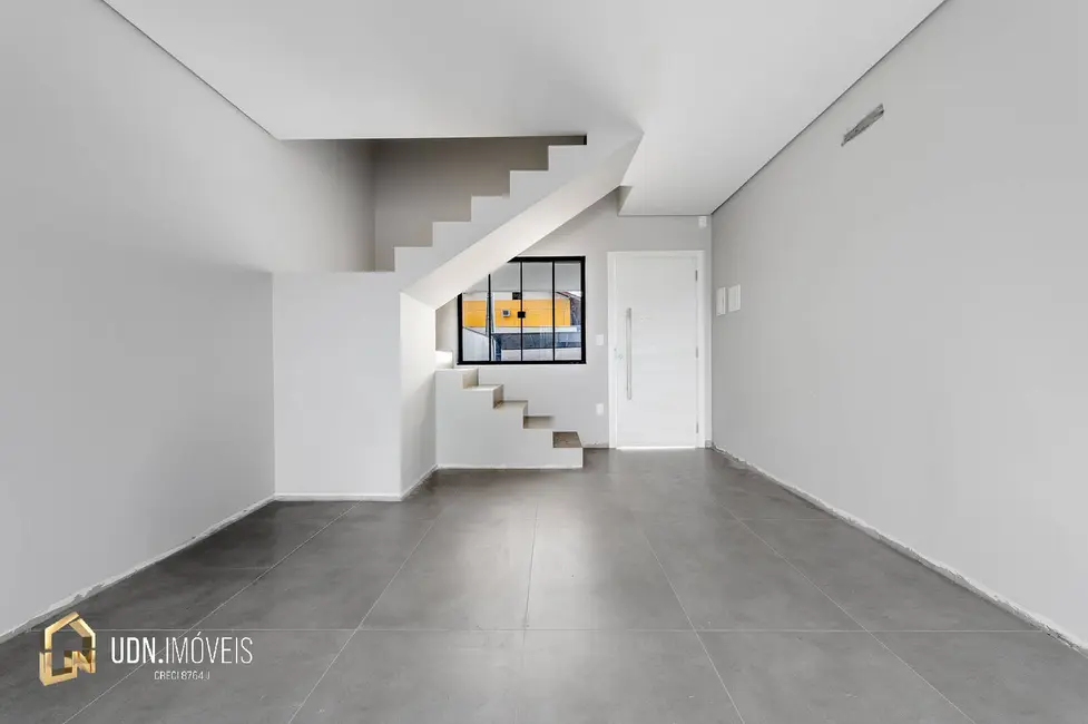Sobrado com 3 quartos à venda, 122m2 em Itoupava Norte, Blumenau - SC - imagem 6 Foto 6 de Sobrado com 3 quartos à venda, 122m2 em Itoupava Norte, Blumenau - SC