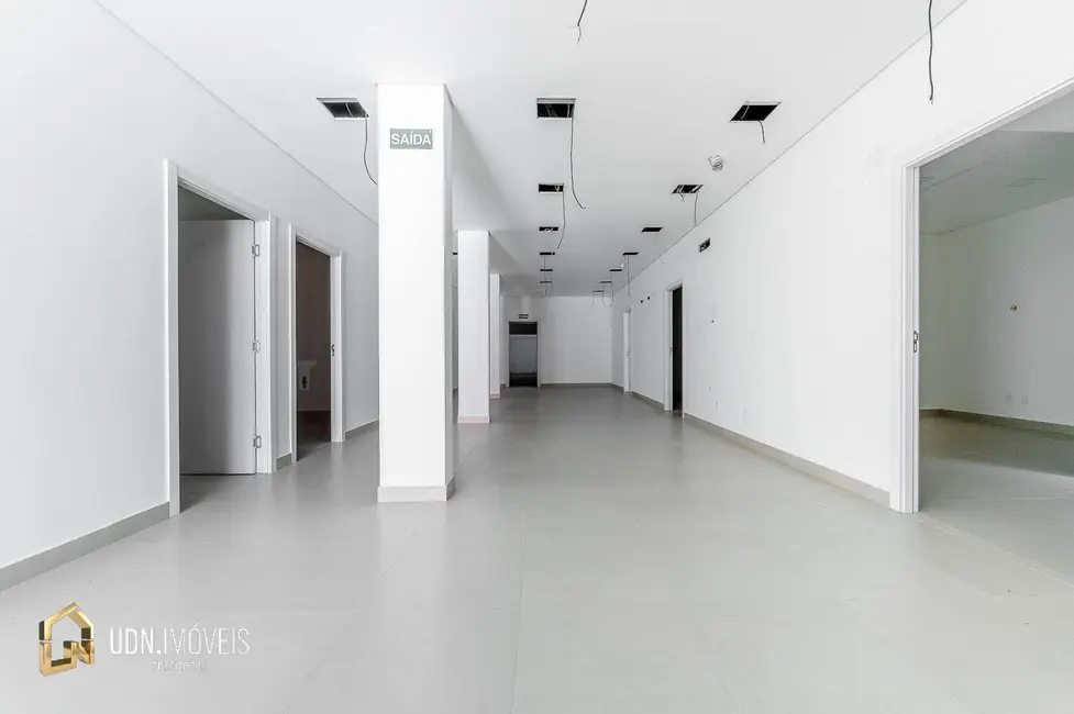 Foto 9 de Sala Comercial para alugar, 481m2 em Itoupava Seca, Blumenau - SC