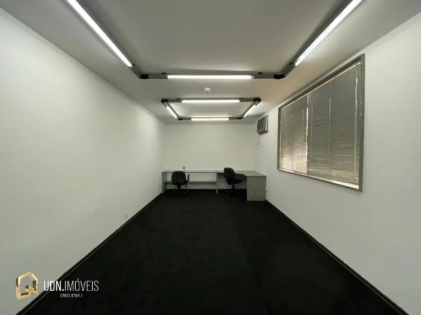 Foto 6 de Sala Comercial para alugar, 260m2 em Velha, Blumenau - SC
