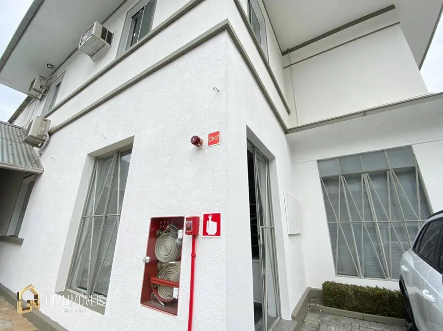 Foto 4 de Sala Comercial para alugar, 260m2 em Velha, Blumenau - SC