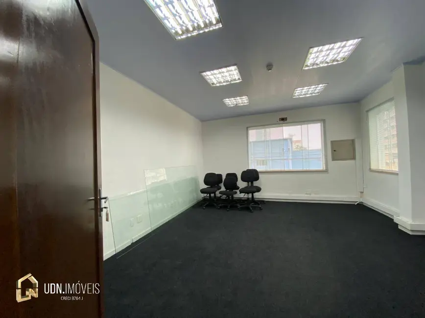Foto 9 de Sala Comercial para alugar, 260m2 em Velha, Blumenau - SC