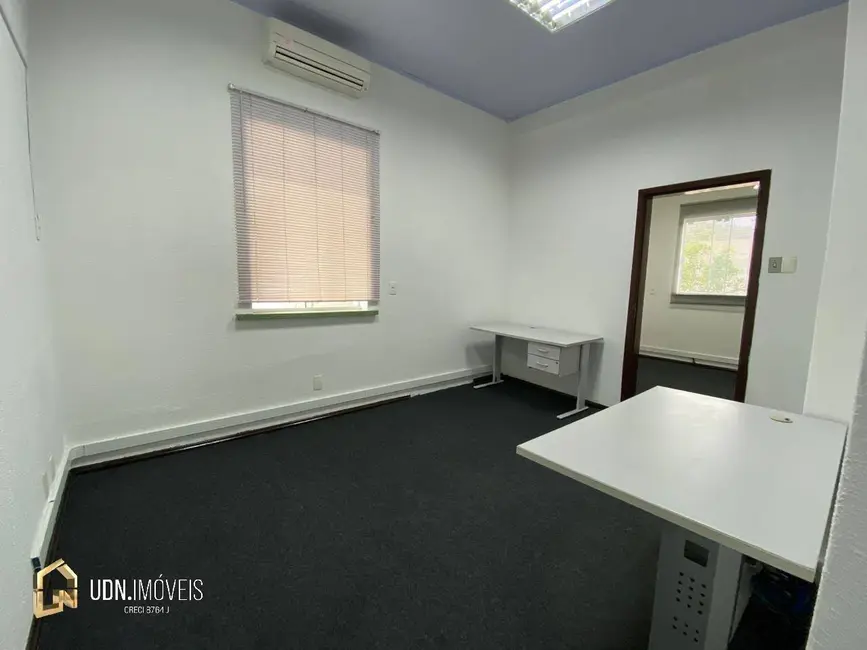 Foto 8 de Sala Comercial para alugar, 260m2 em Velha, Blumenau - SC
