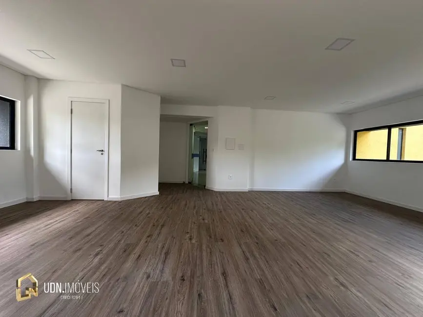 Sala Comercial para alugar, 68m2 em Garcia, Blumenau - SC - imagem 7 Foto 7 de Sala Comercial para alugar, 68m2 em Garcia, Blumenau - SC