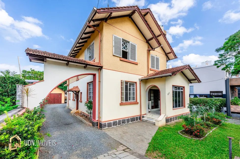 Foto 4 de Sala Comercial para alugar, 233m2 em Centro, Blumenau - SC