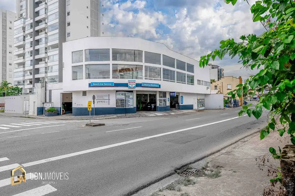 Foto 3 de Sala Comercial para alugar, 330m2 em Itoupava Seca, Blumenau - SC