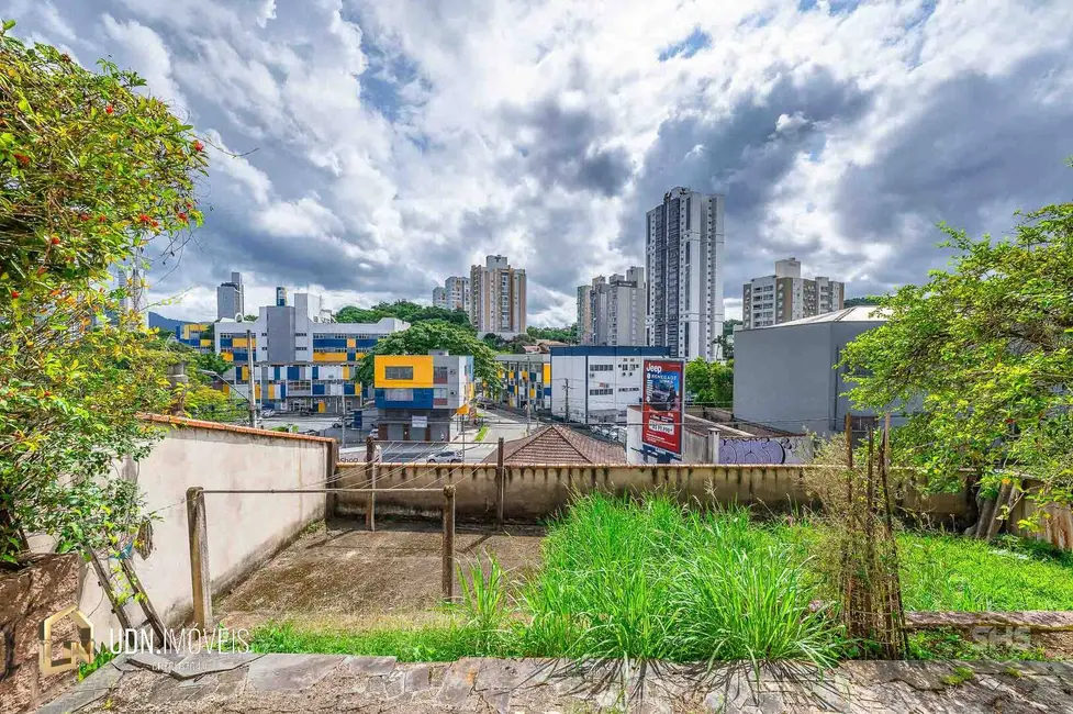 Casa com 3 quartos à venda, 270m2 em Itoupava Seca, Blumenau - SC - imagem 8 Foto 8 de Casa com 3 quartos à venda, 270m2 em Itoupava Seca, Blumenau - SC