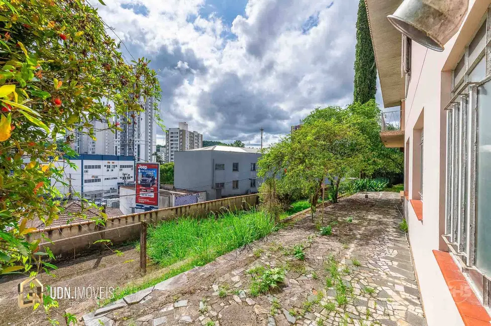 Casa com 3 quartos à venda, 270m2 em Itoupava Seca, Blumenau - SC - imagem 6 Foto 6 de Casa com 3 quartos à venda, 270m2 em Itoupava Seca, Blumenau - SC