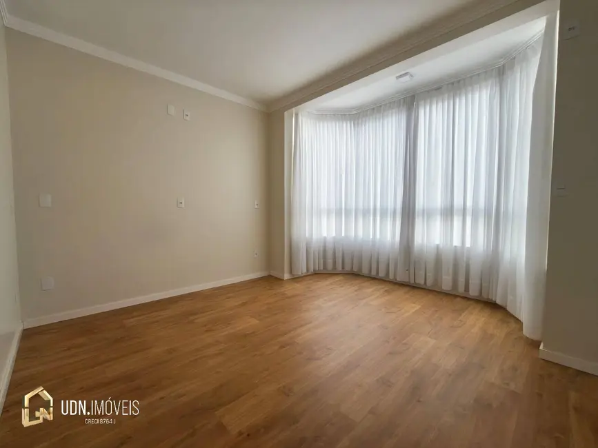 Apartamento com 1 quarto para alugar, 45m2 em Vila Nova, Blumenau - SC - imagem 1 Foto 1 de Apartamento com 1 quarto para alugar, 45m2 em Vila Nova, Blumenau - SC